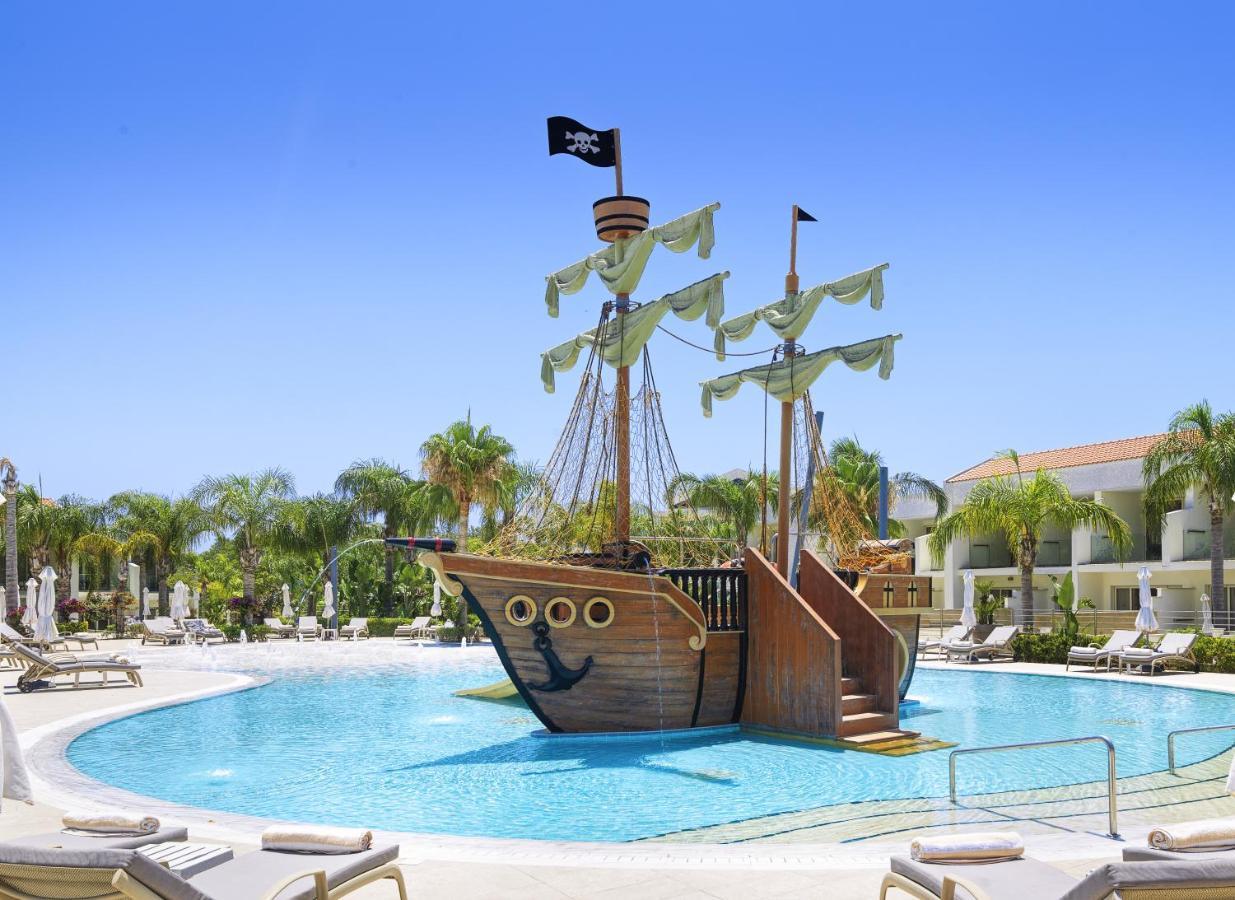 Olympic Lagoon Resort Ayia Napa Esterno foto