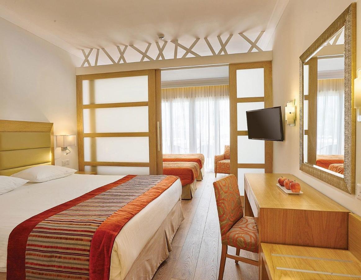 Olympic Lagoon Resort Ayia Napa Esterno foto